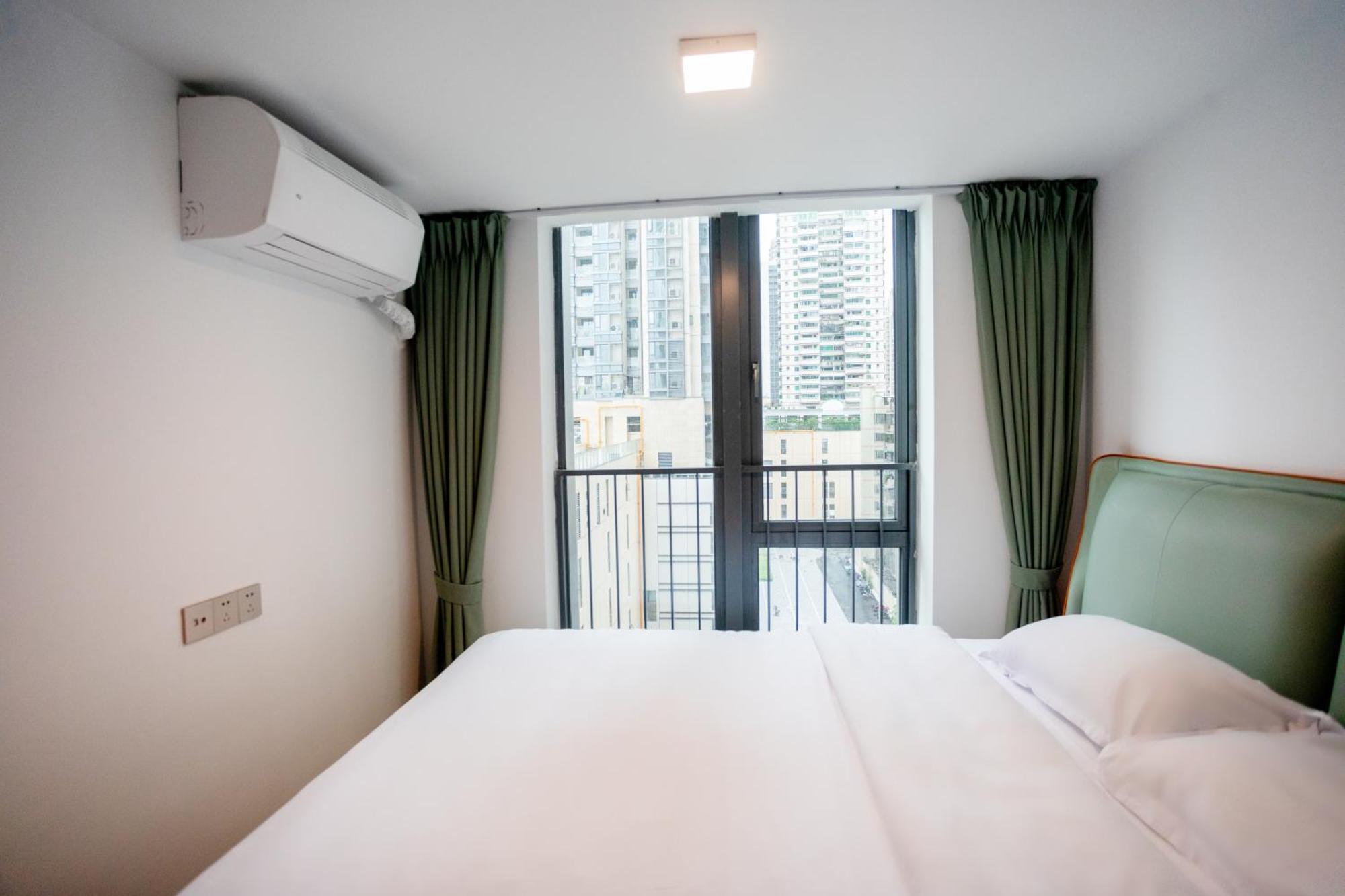 Sunny International Apartment From Beijing Road Guangzhou Exteriör bild